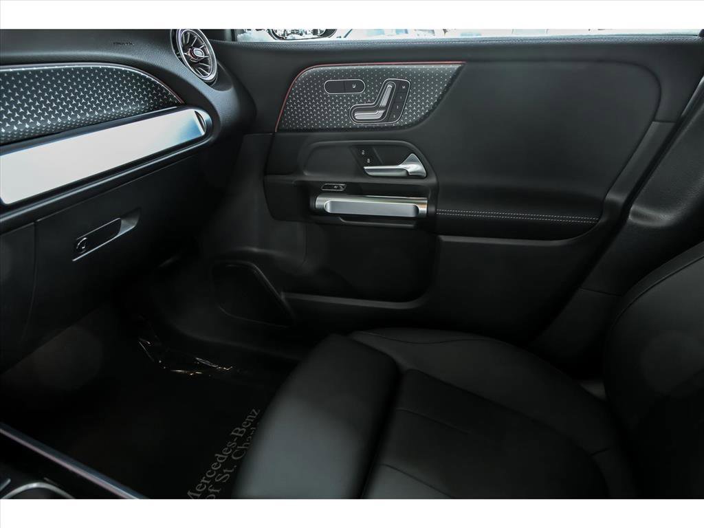 Certified 2025 Mercedes-Benz EQB 300 EQB 300 4MATIC image 22