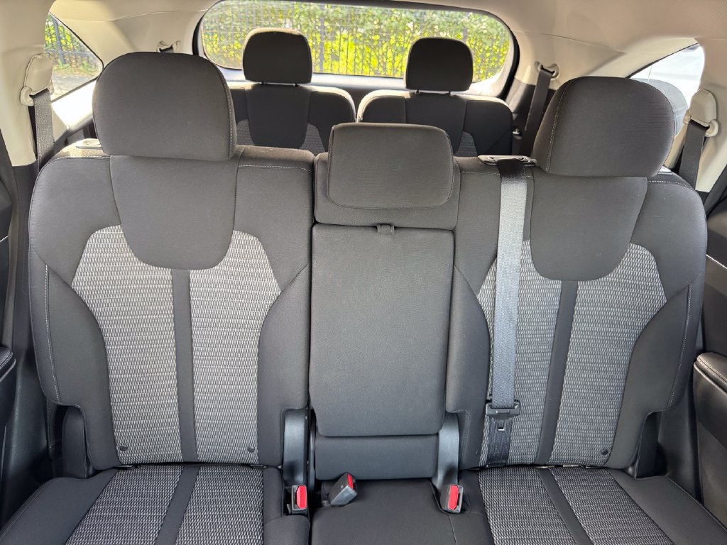 Used 2023 Kia Sorento LX FWD image 16