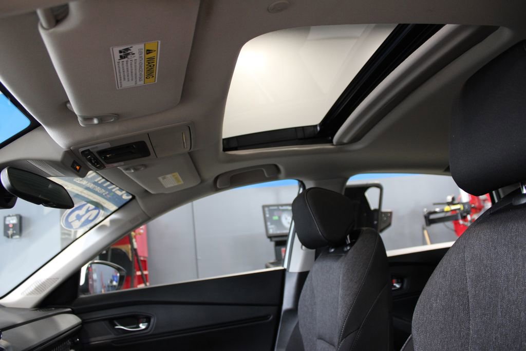 Used 2023 Honda Accord EX image 38