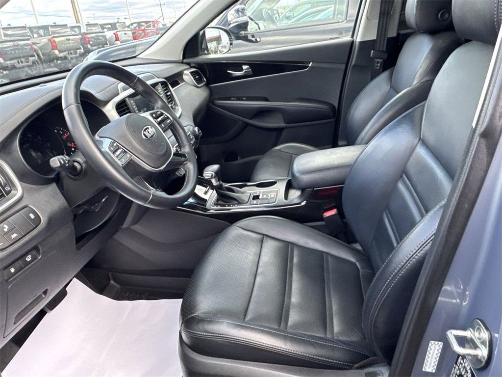 Used 2020 Kia Sorento EX image 17