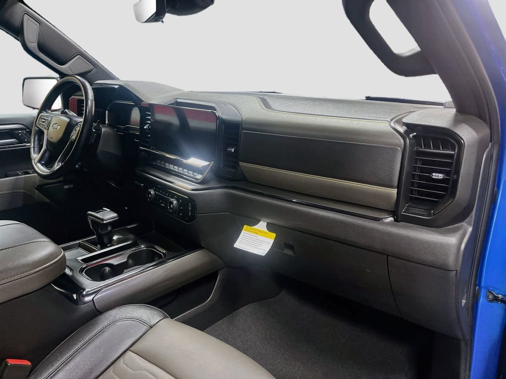Used 2023 Chevrolet Silverado 1500 ZR2 w/ Technology Package AWD/4WD image 31