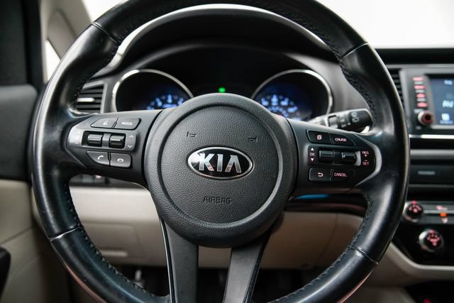Used 2020 Kia Sedona EX FWD image 32