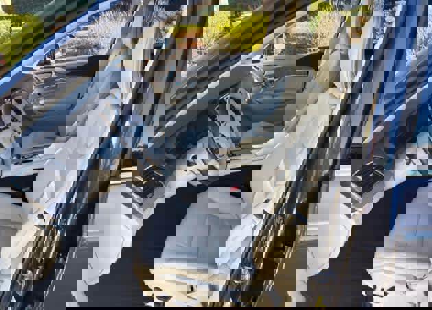 Used 2024 Volvo XC90 T8 Plus w/ Protection Package Premier image 4