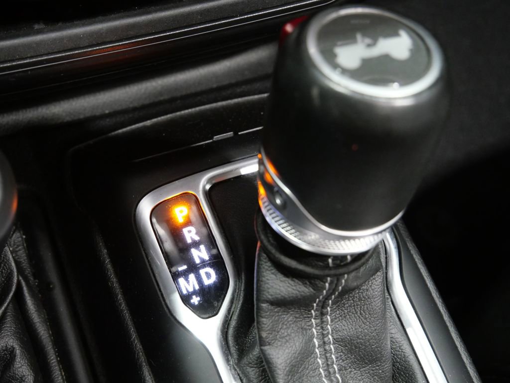 Used 2021 Jeep Wrangler Unlimited Sahara w/ Cold Weather Group AWD/4WD image 24