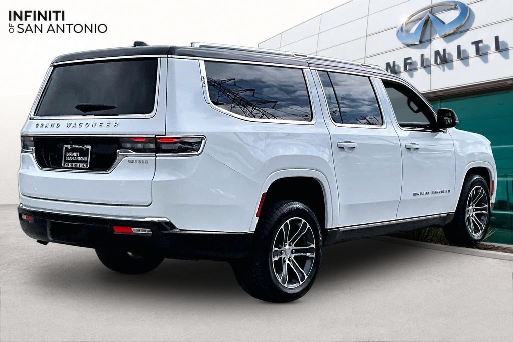 Used 2024 Jeep Grand Wagoneer L 4WD image 2