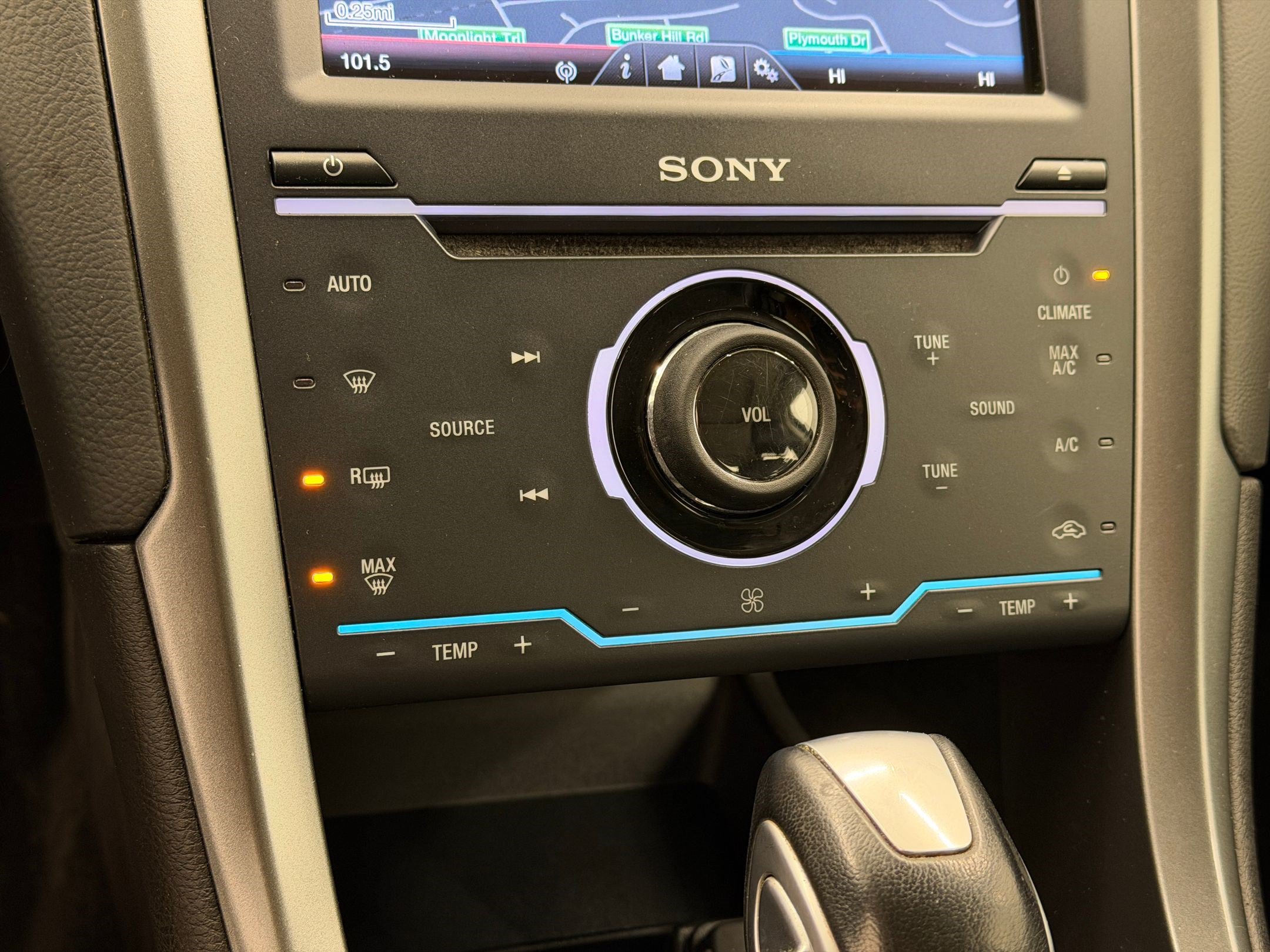 Used 2014 Ford Fusion Titanium FWD image 17