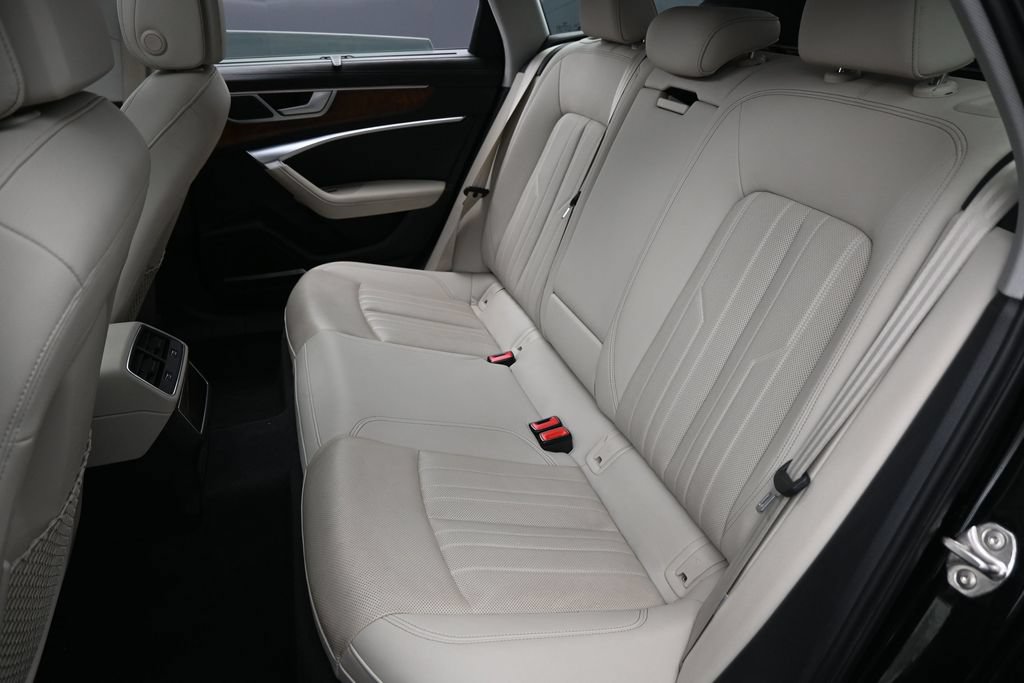 Used 2022 Audi A6 3.0T allroad Prestige w/ Prestige Package AWD/4WD image 31