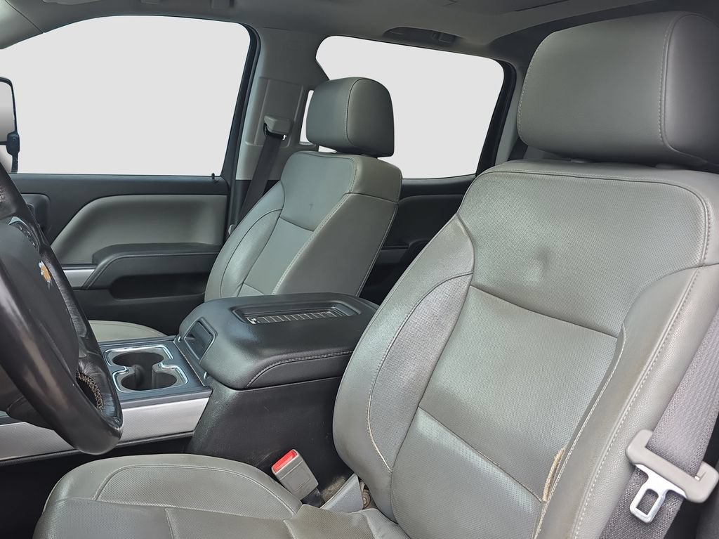 Used 2018 Chevrolet Silverado 2500 LTZ w/ Duramax Plus Package AWD/4WD image 7