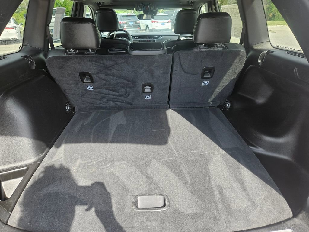 Used 2024 Jeep Grand Cherokee Altitude AWD/4WD image 27