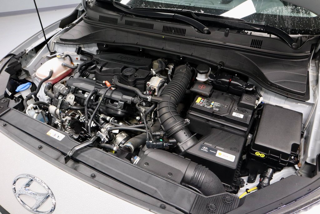 Certified 2023 Hyundai Kona Limited image 17