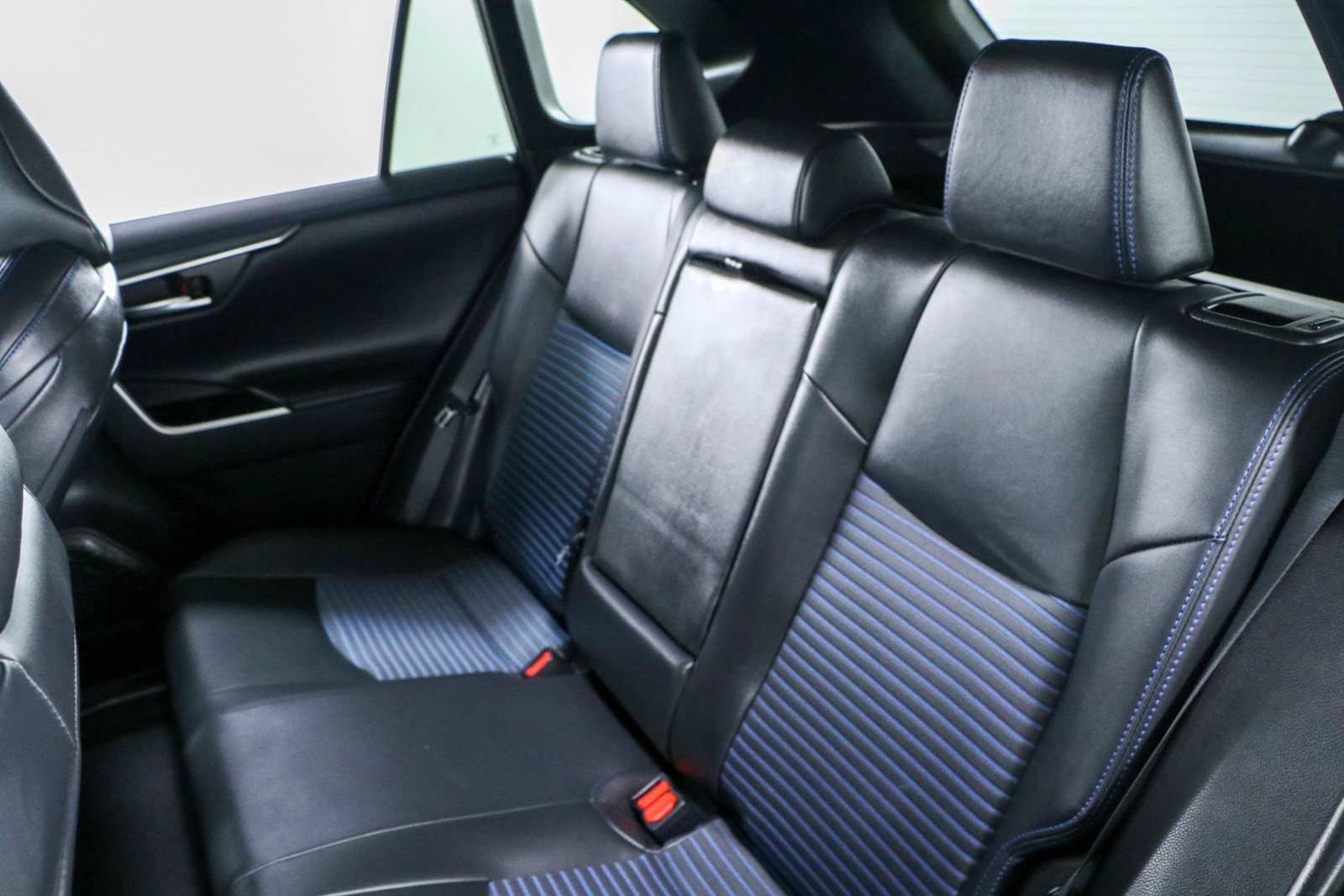 Used 2024 Toyota RAV4 XSE image 26