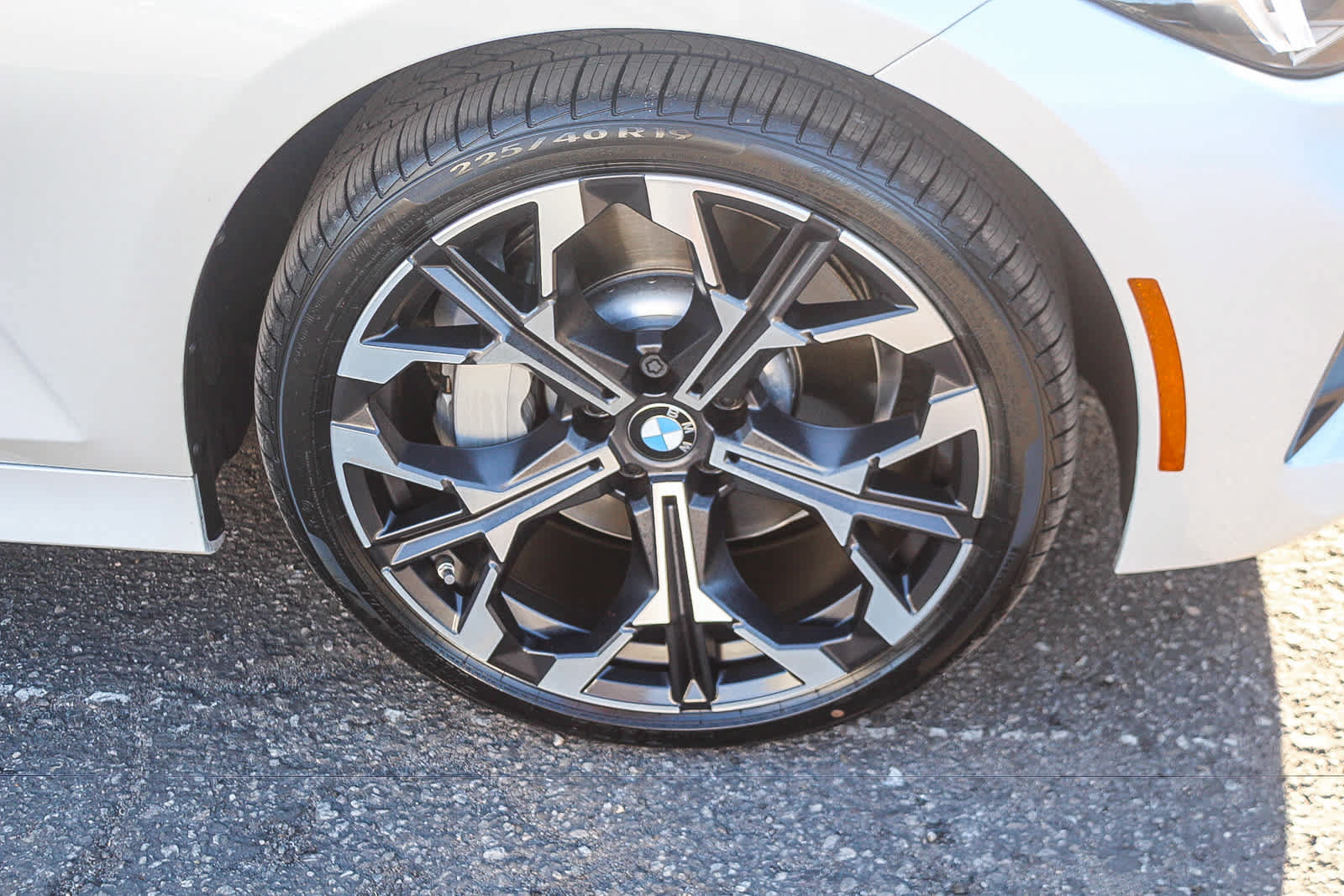 Used 2026 BMW 330i Sedan w/ Premium Package RWD image 9