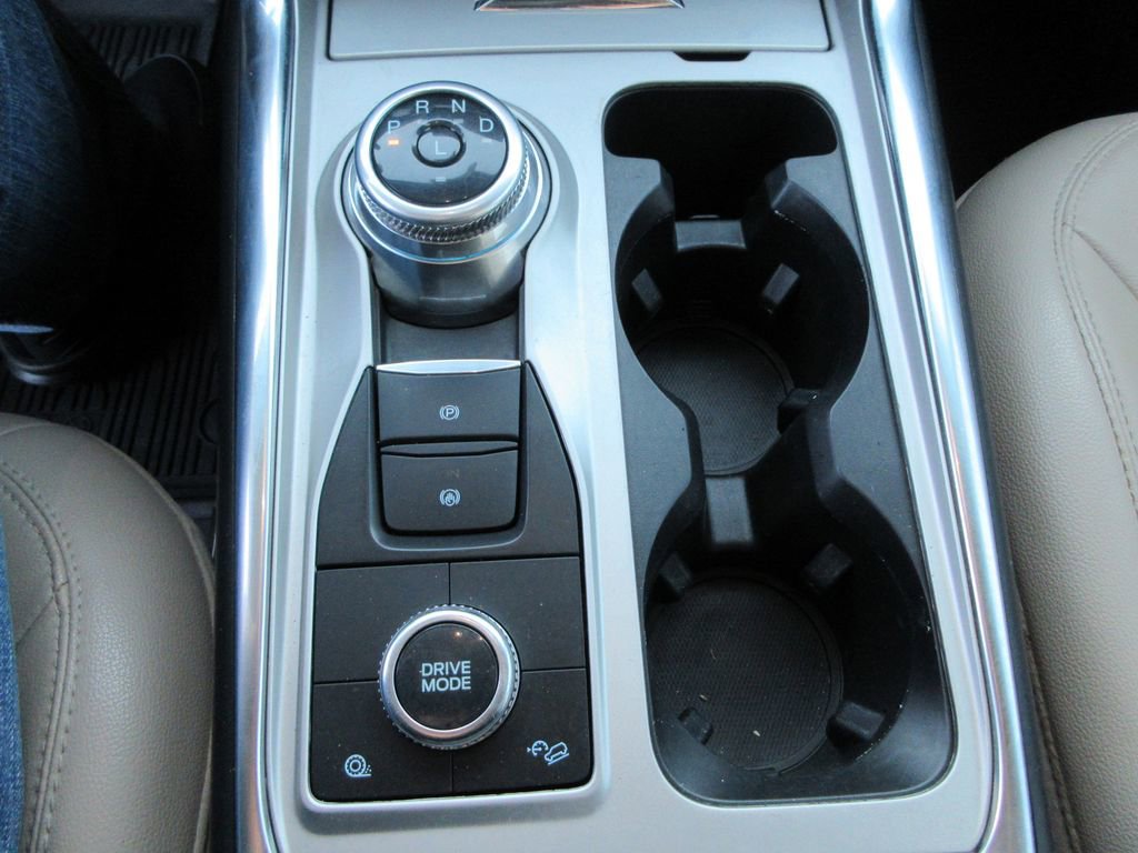 Used 2022 Ford Explorer Limited w/ Equipment Group 301A AWD/4WD image 31