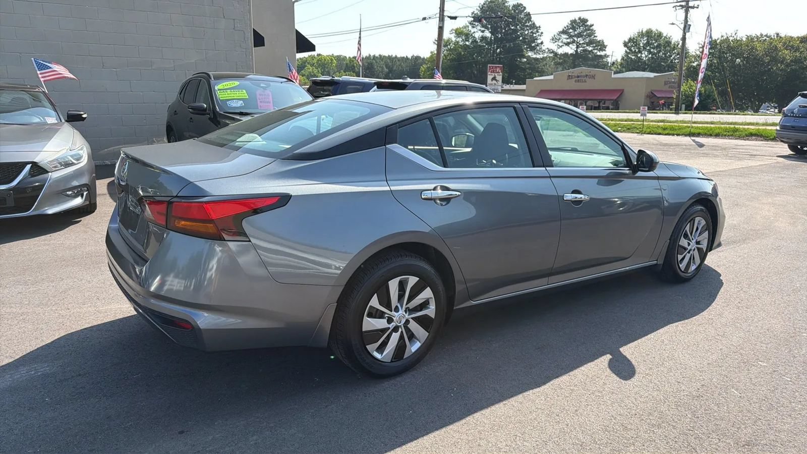 Used 2021 Nissan Altima 2.5 S FWD image 4