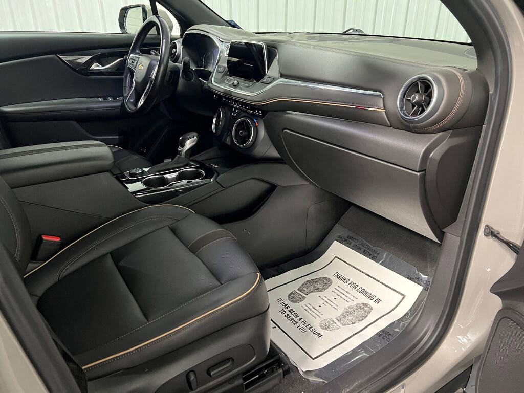 Used 2021 Chevrolet Blazer Premier w/ Driver Confidence II Package image 3