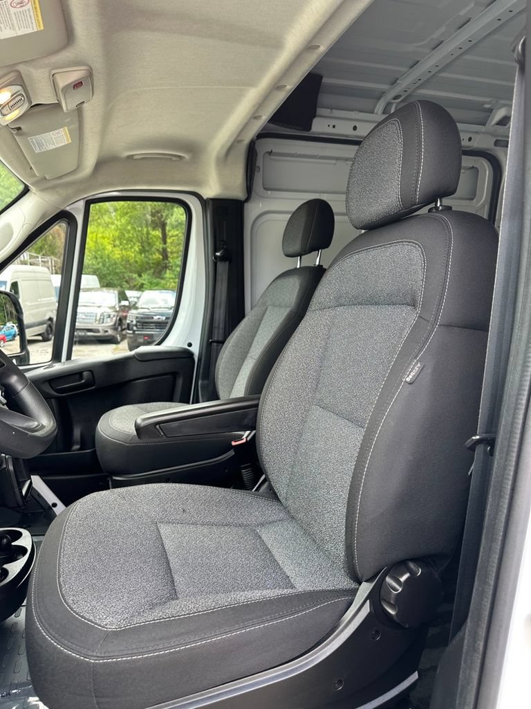 Used 2023 RAM ProMaster 2500 FWD image 12