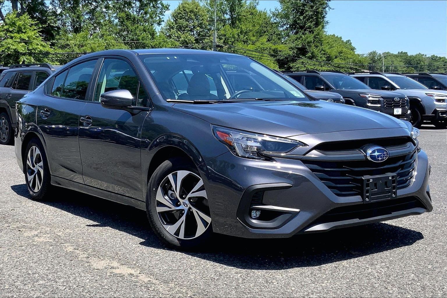 Certified 2025 Subaru Legacy Premium AWD/4WD image 2