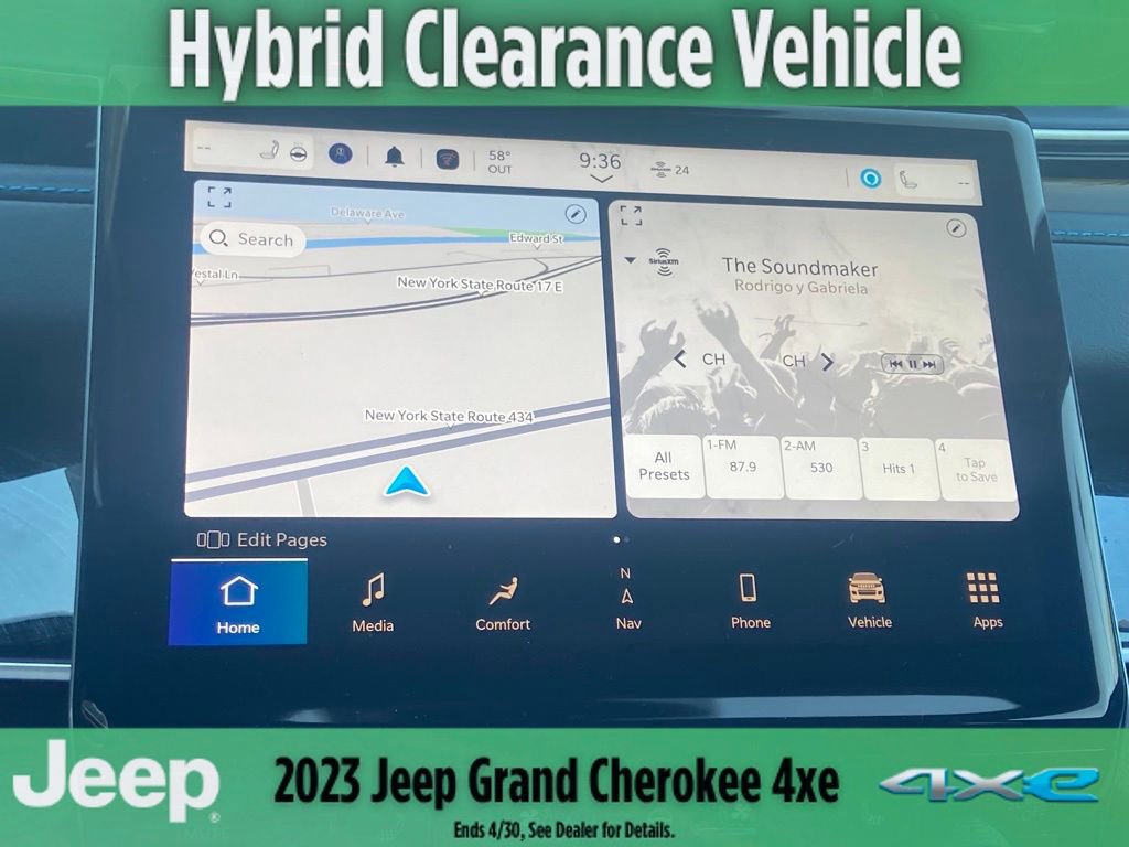 New 2023 Jeep Grand Cherokee Trailhawk w/ Luxury Tech Group III image 26