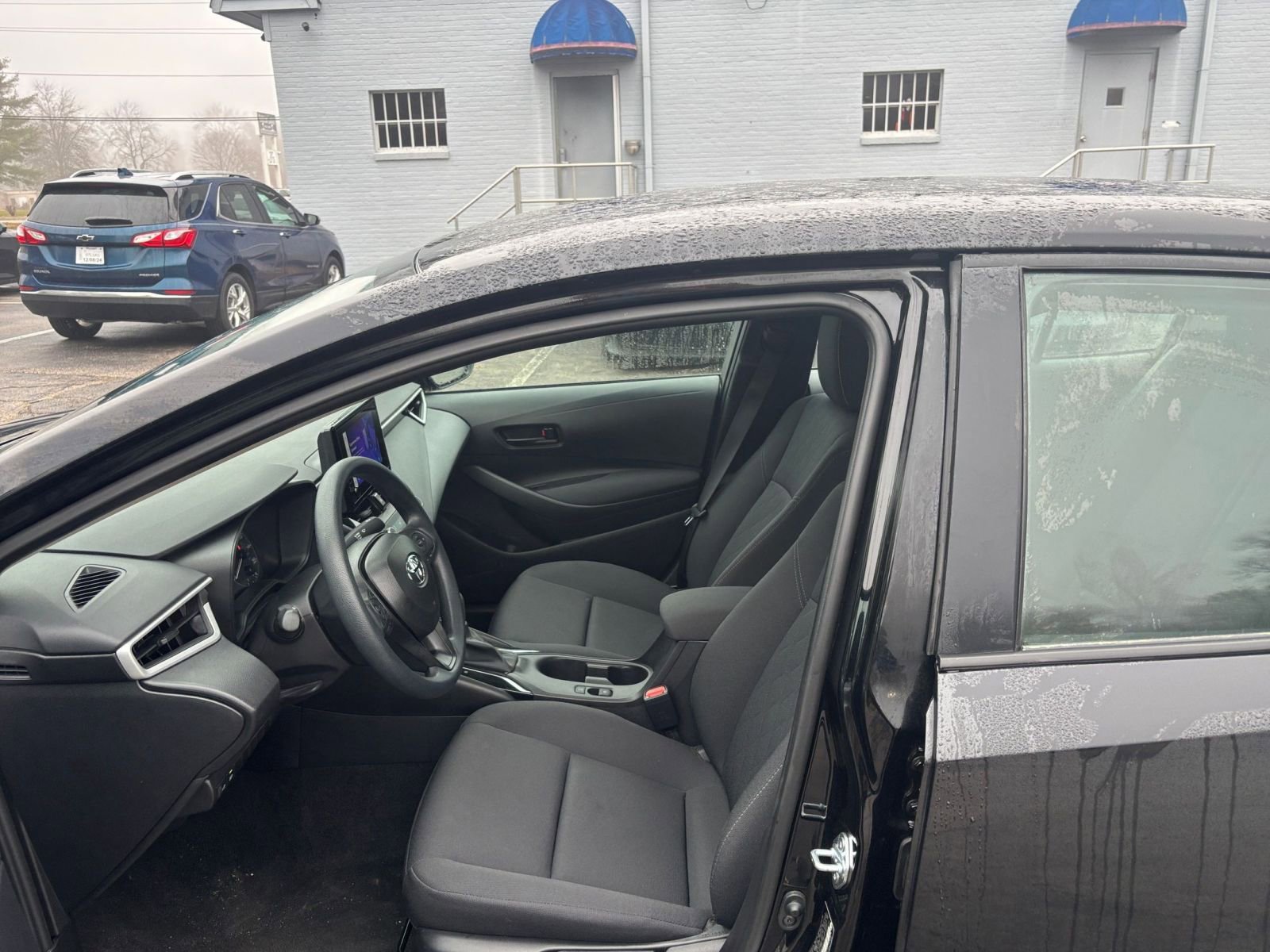 Used 2025 Toyota Corolla LE image 24