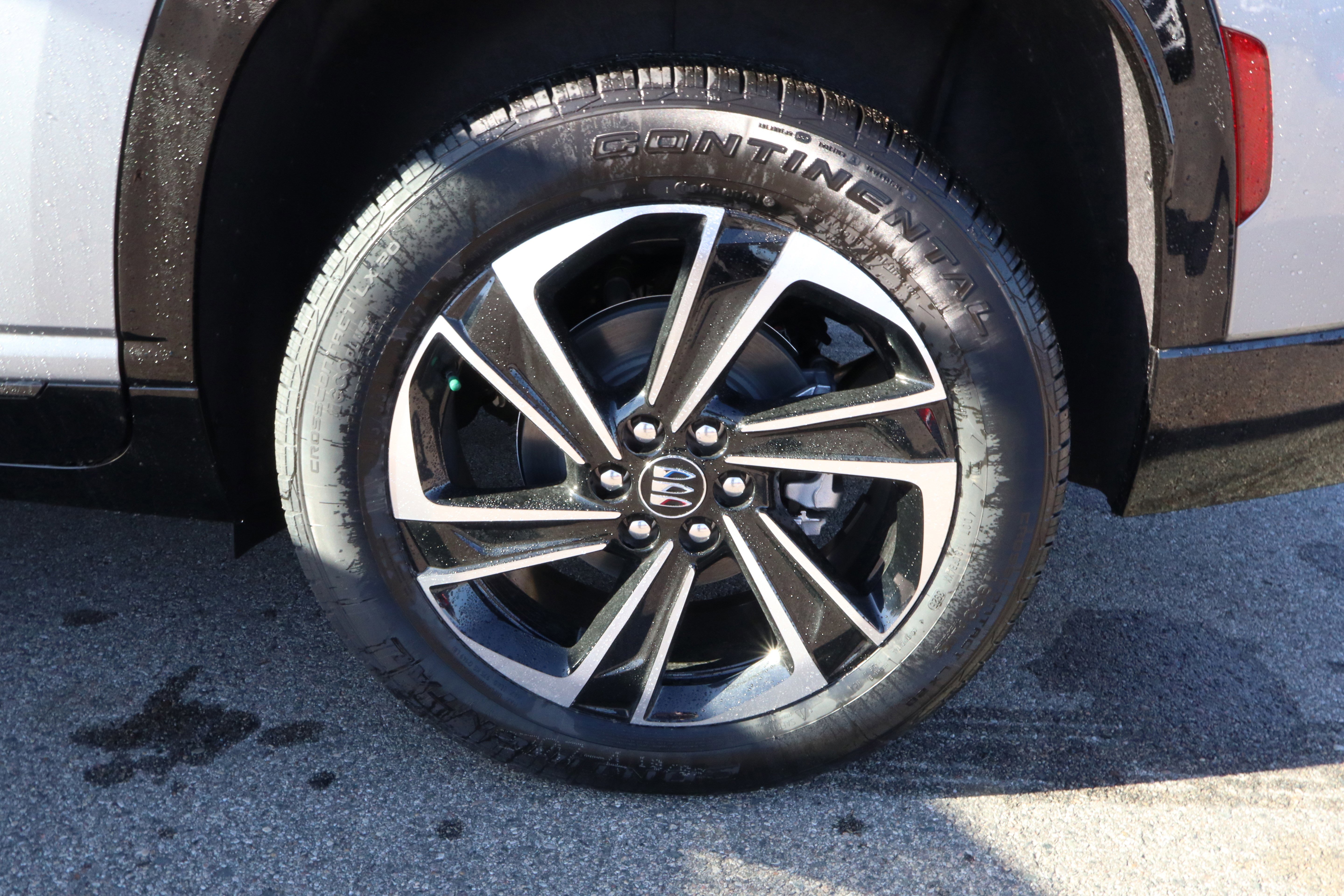 New 2026 Buick Enclave Sport Touring w/ Power Package image 21