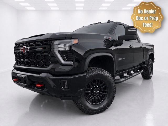 Used 2024 Chevrolet Silverado 2500 ZR2 w/ Technology Package AWD/4WD image 2