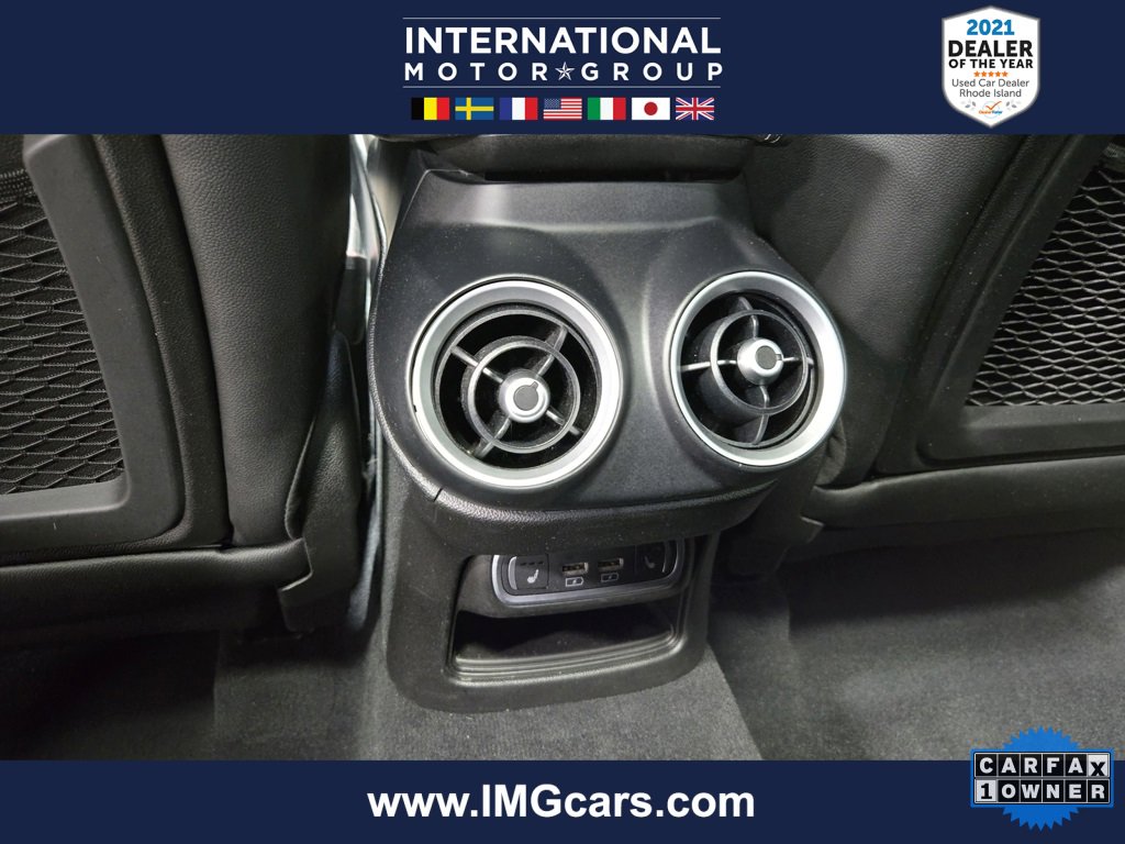 Used 2022 Alfa Romeo Stelvio Ti image 38