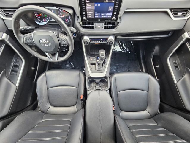 Used 2020 Toyota RAV4 XLE Premium image 25