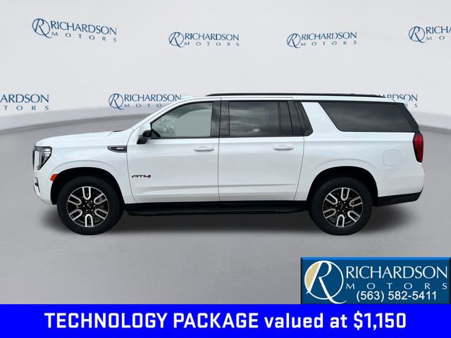 Used 2023 GMC Yukon XL AT4 w/ Technology Package image 2