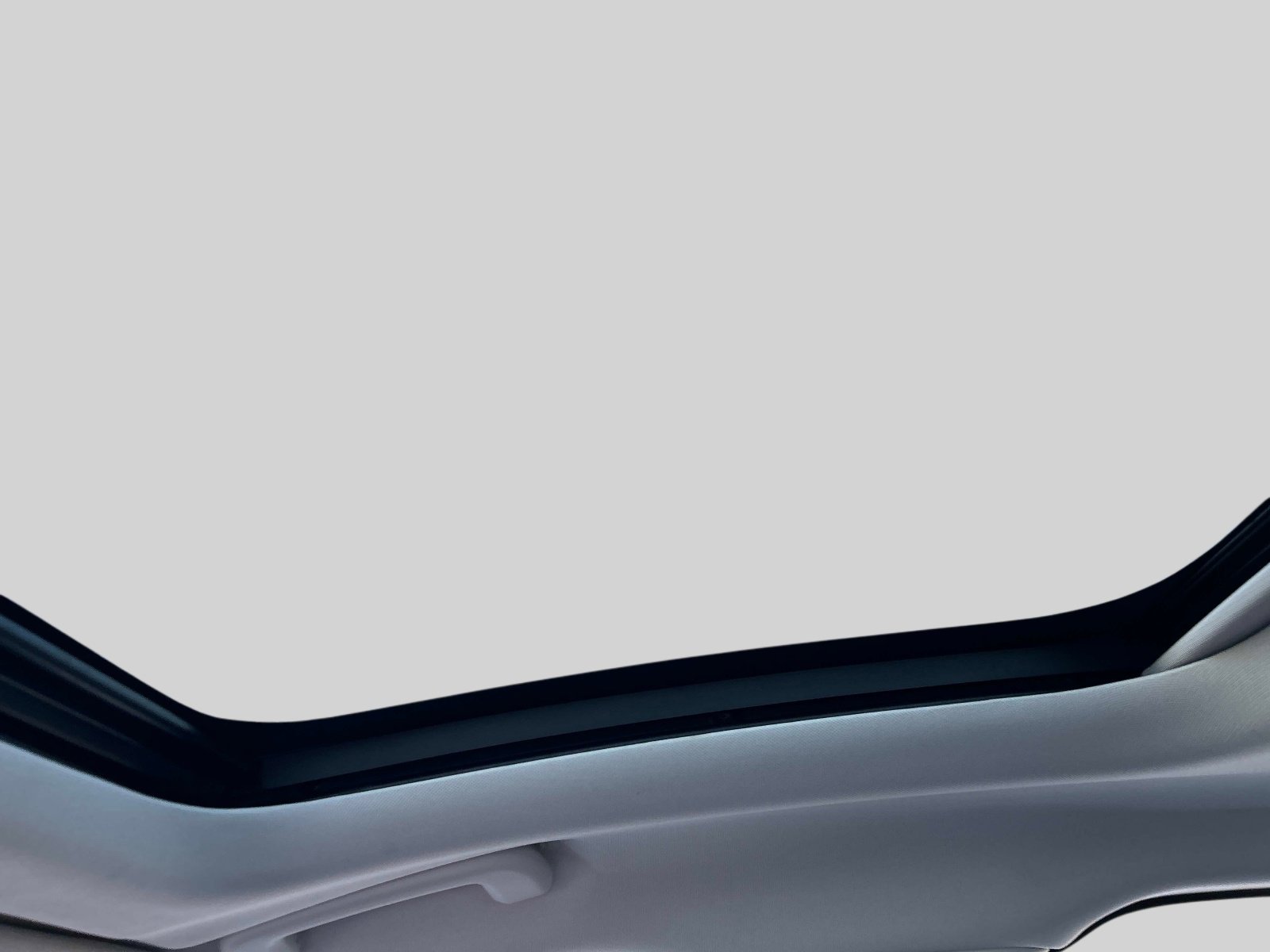 Used 2017 Jaguar XF Premium image 24