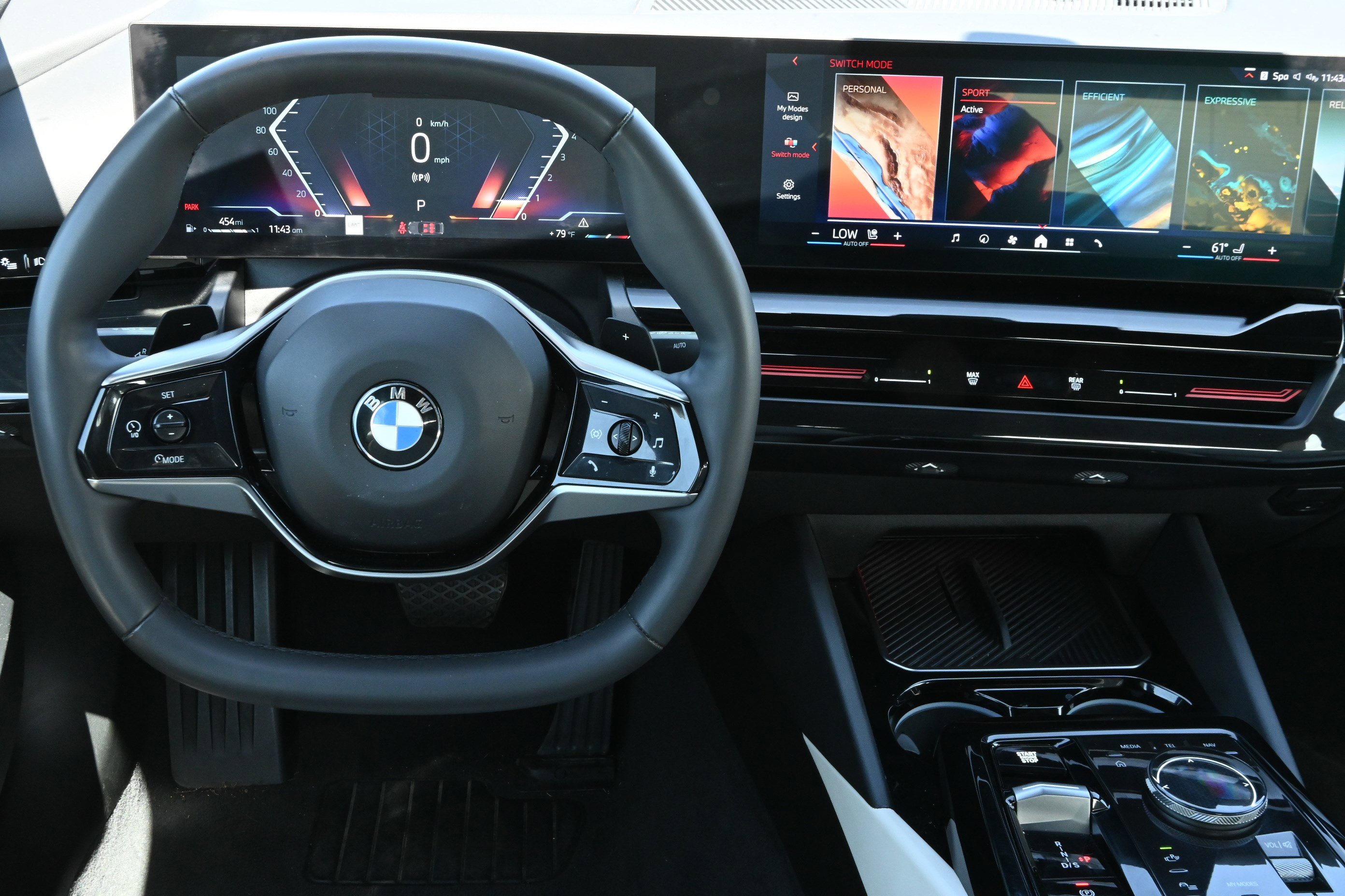 Certified 2024 BMW 530i w/ Convenience Package image 15