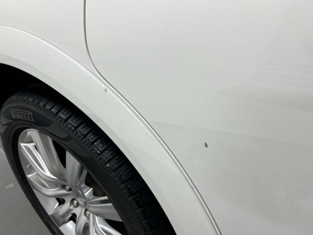 Used 2011 INFINITI QX56 4WD w/ Deluxe Touring Pkg image 30