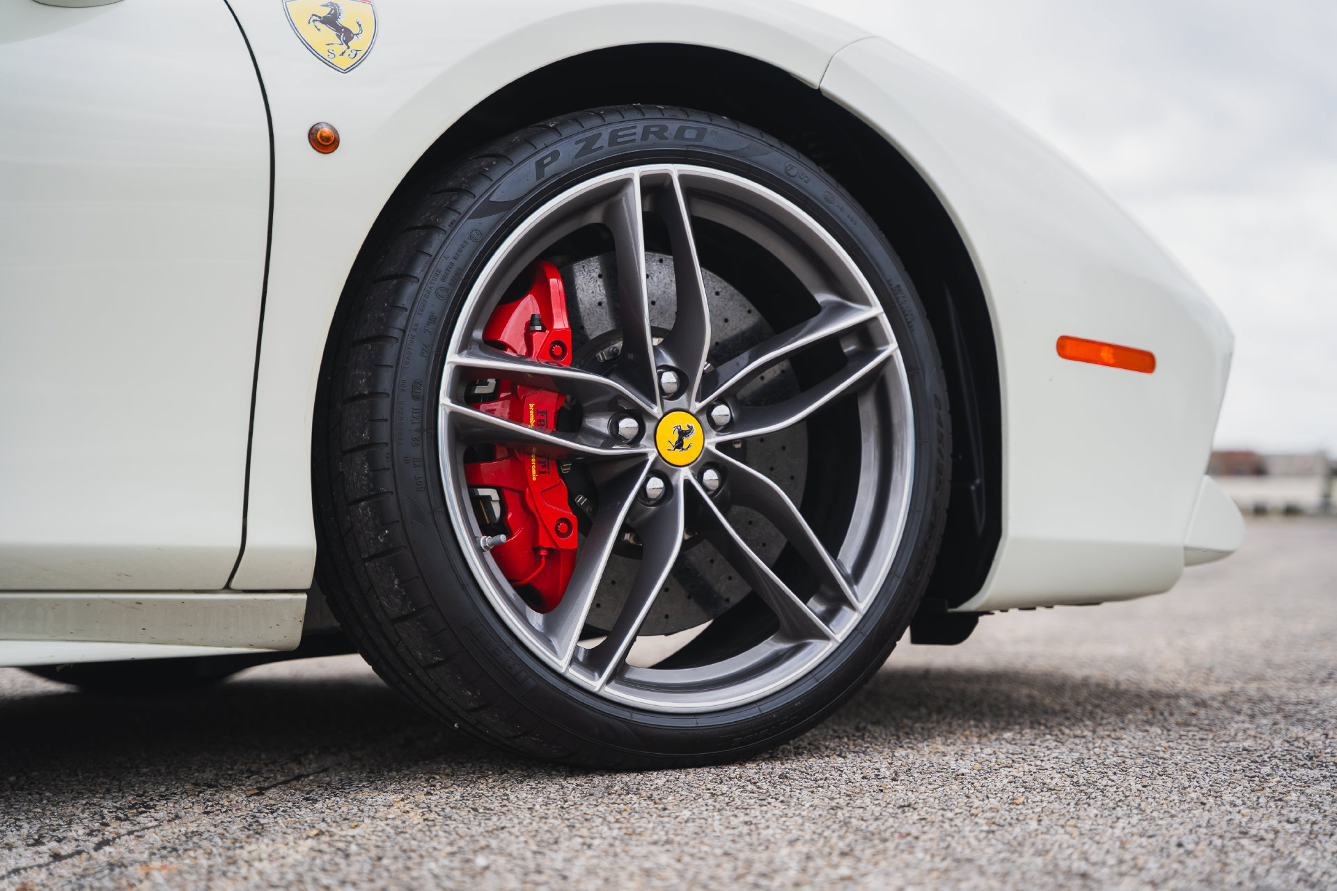 Used 2018 Ferrari 488 Spider RWD image 45