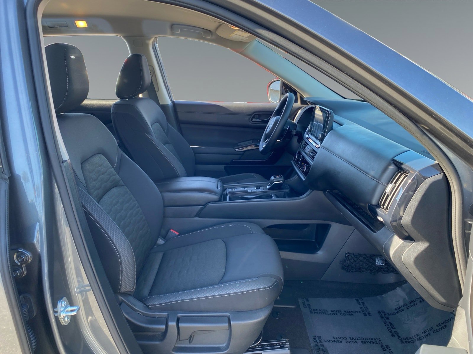 Used 2025 Nissan Pathfinder S w/ Cargo Package FWD image 15
