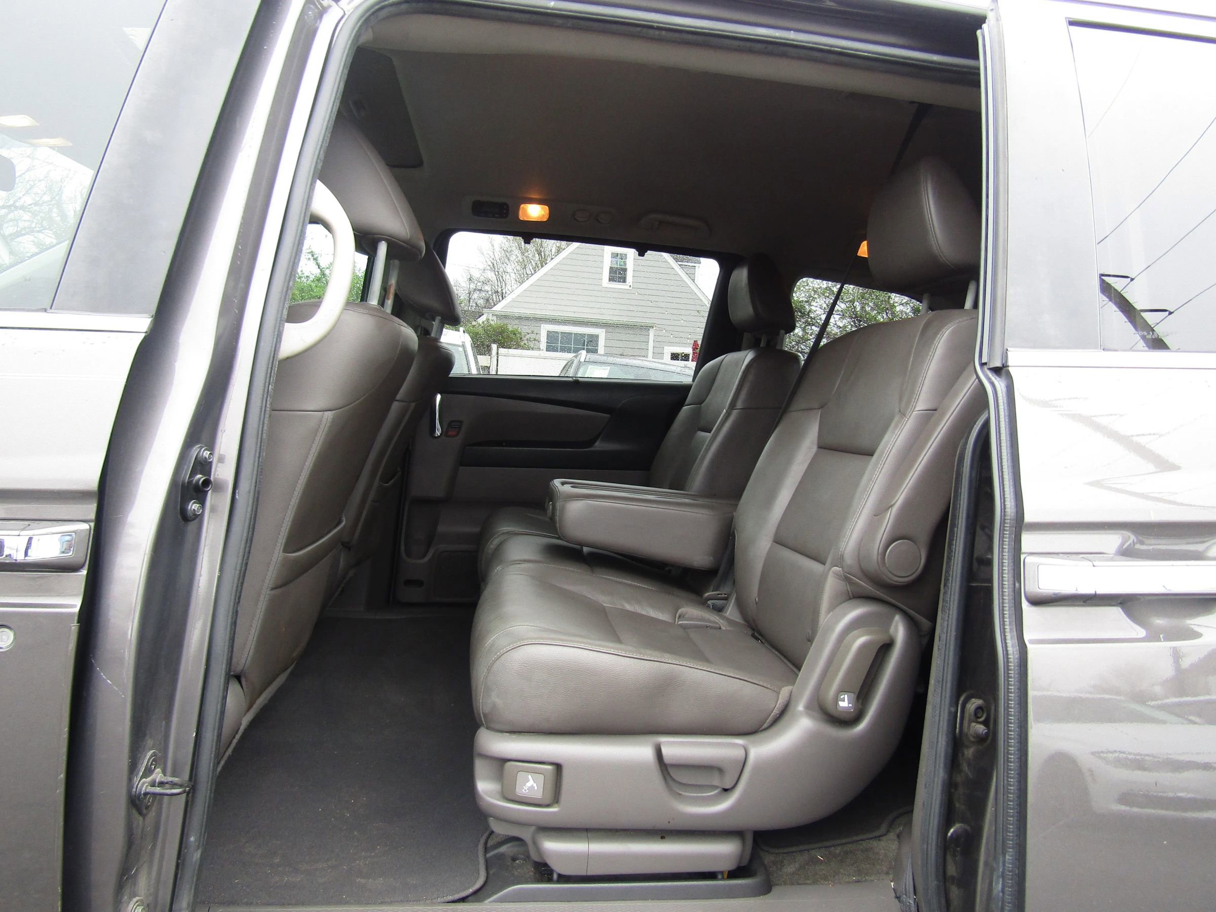 Used 2015 Honda Odyssey EX-L image 14