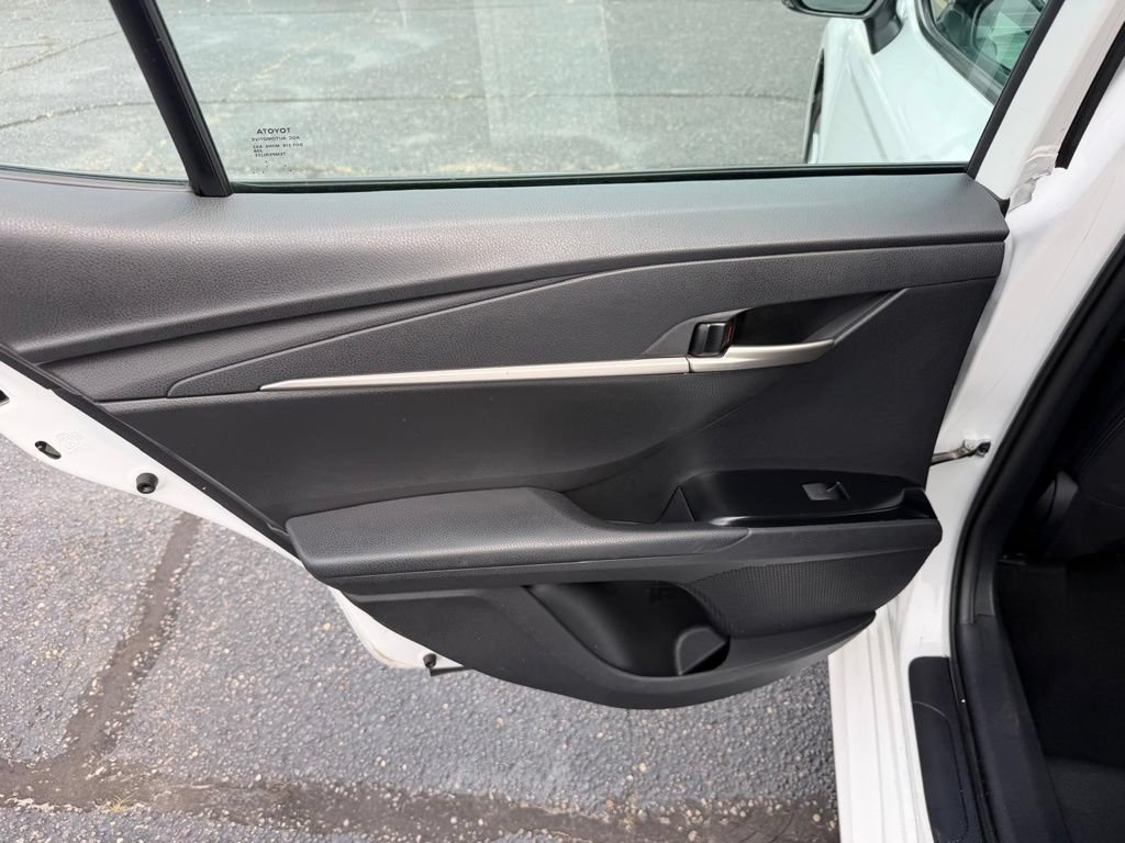 Used 2025 Toyota Camry LE FWD image 15
