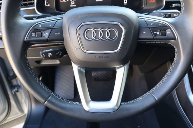 Used 2023 Audi Q8 Premium Plus w/ Premium Plus Package AWD/4WD image 12