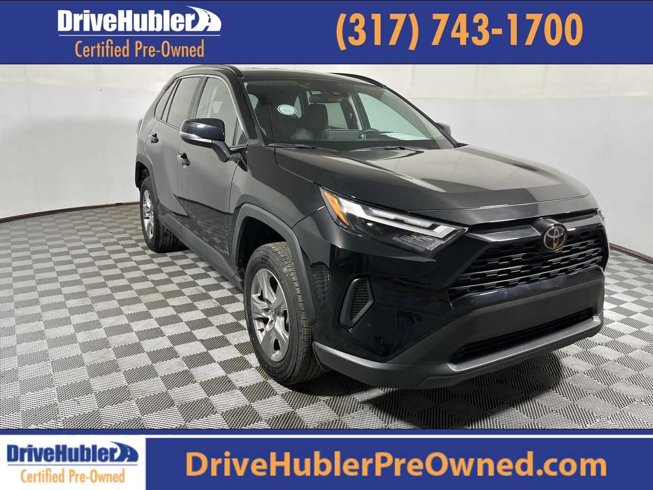Used 2025 Toyota RAV4 XLE FWD image 1