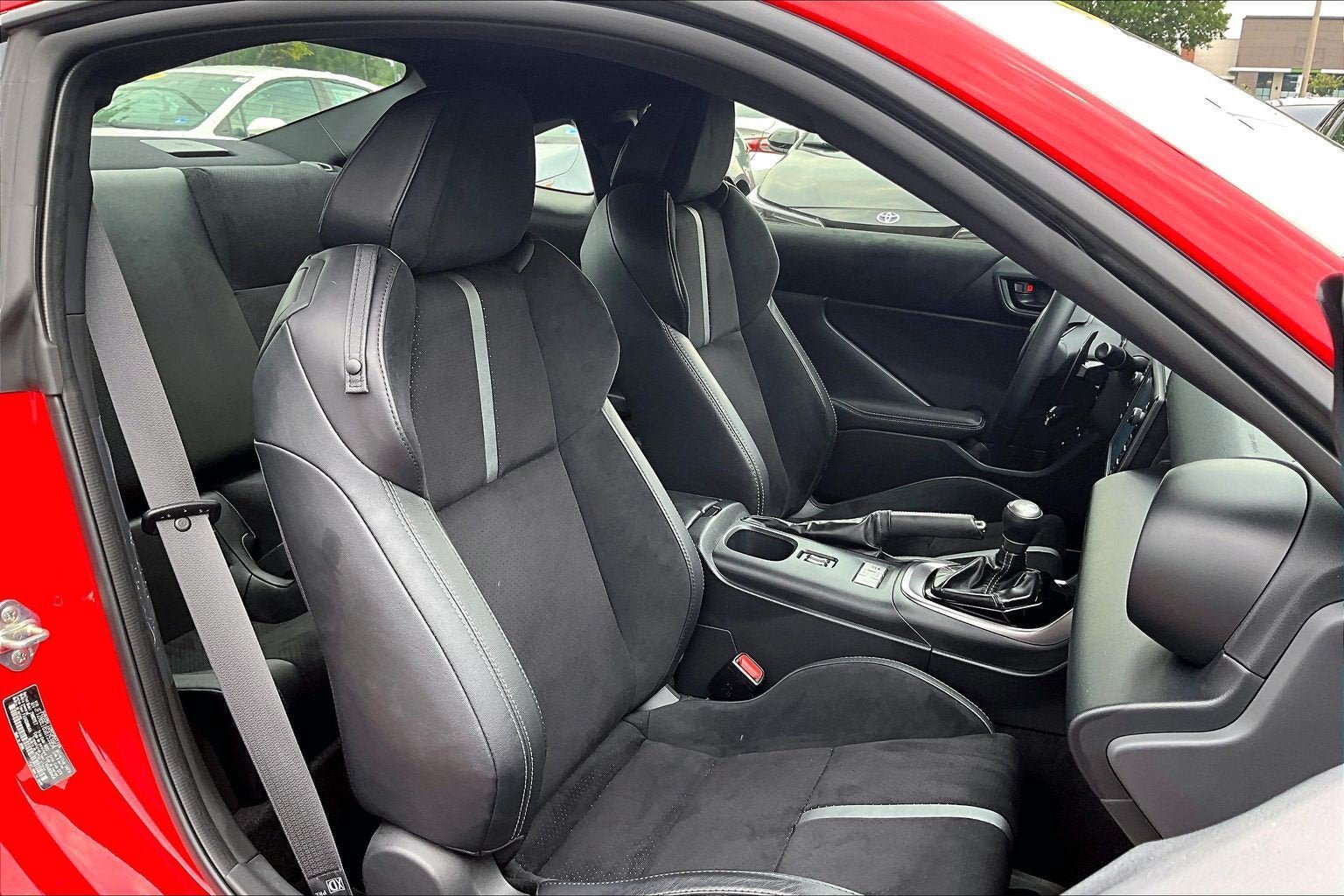 Used 2025 Toyota GR86 Premium w/ Performance Package RWD image 7