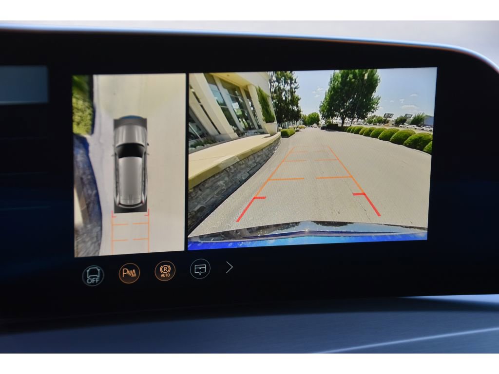 New 2026 Cadillac Vistiq Sport image 24