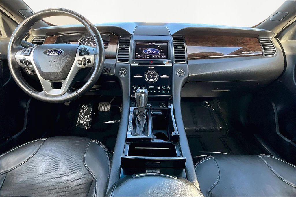Used 2013 Ford Taurus Limited image 15