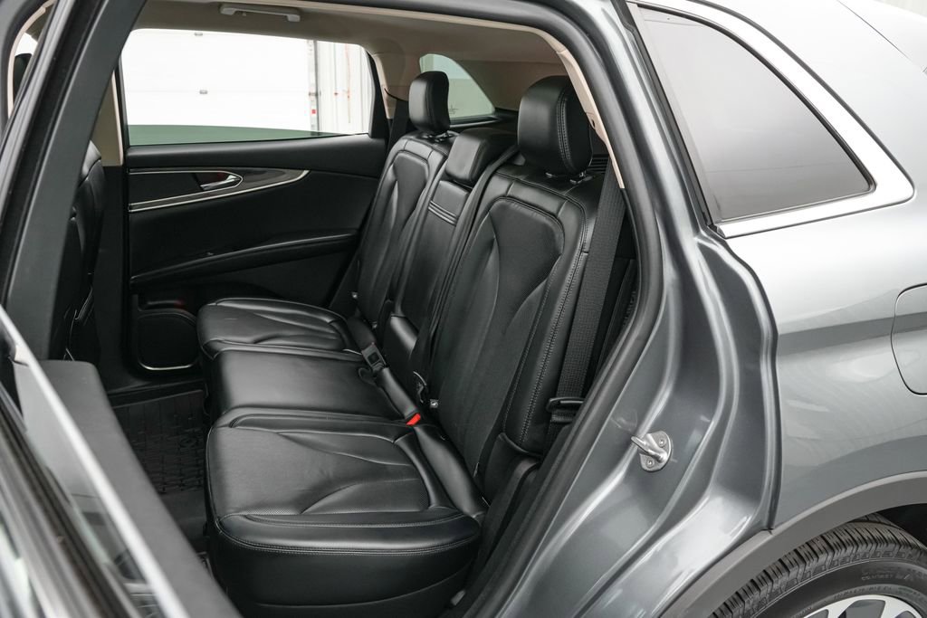 Used 2023 Lincoln Nautilus Reserve image 19