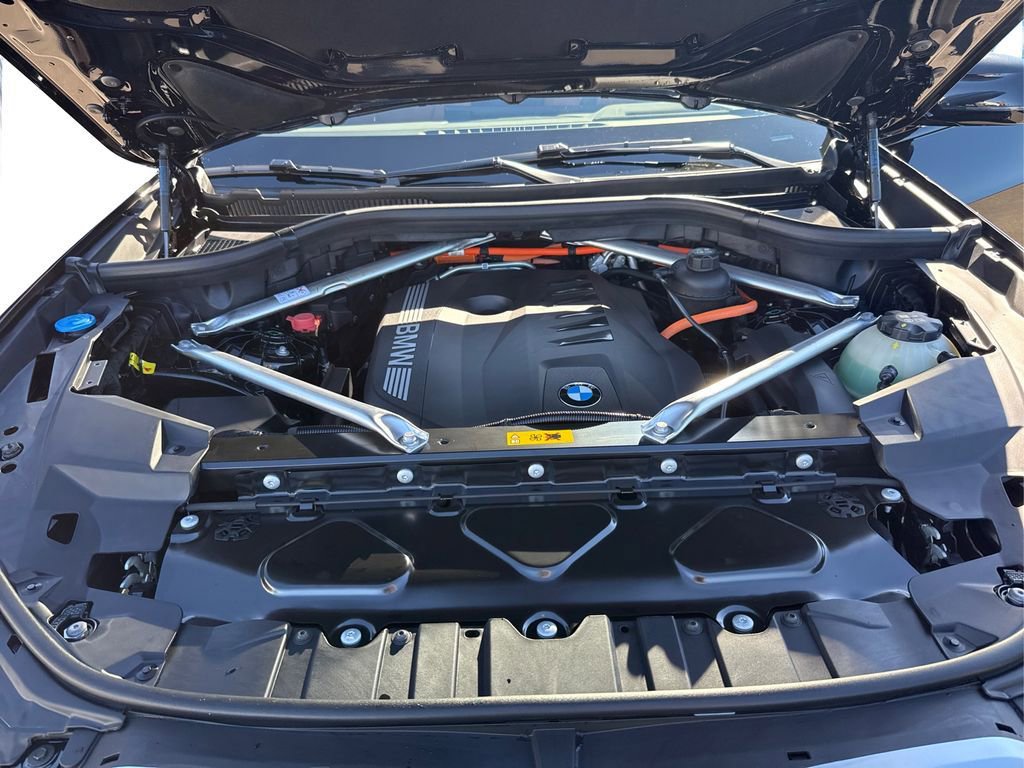 New 2026 BMW X5 xDrive50e w/ M Sport Package image 11