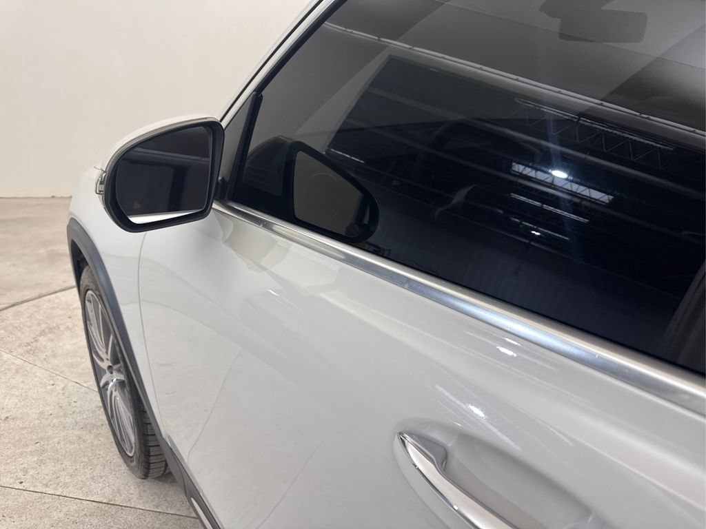 Used 2021 Mercedes-Benz GLB 250 image 19
