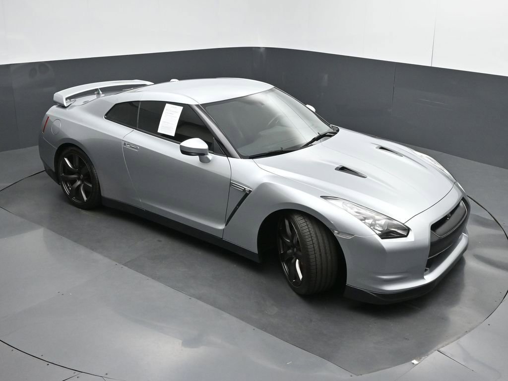 Used 2011 Nissan GT-R Premium AWD/4WD image 43
