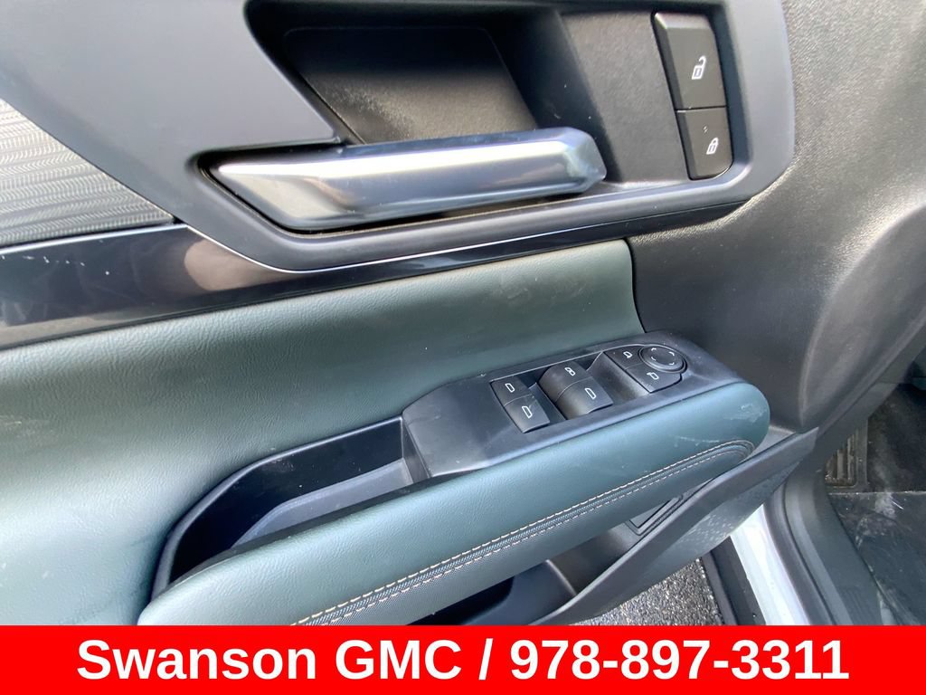 New 2026 GMC Terrain AT4 w/ Technology Package II AWD/4WD image 22