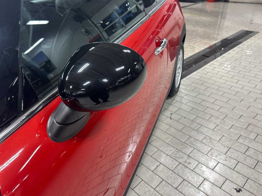 Used 2017 MINI Cooper 2-Door Hardtop FWD image 18