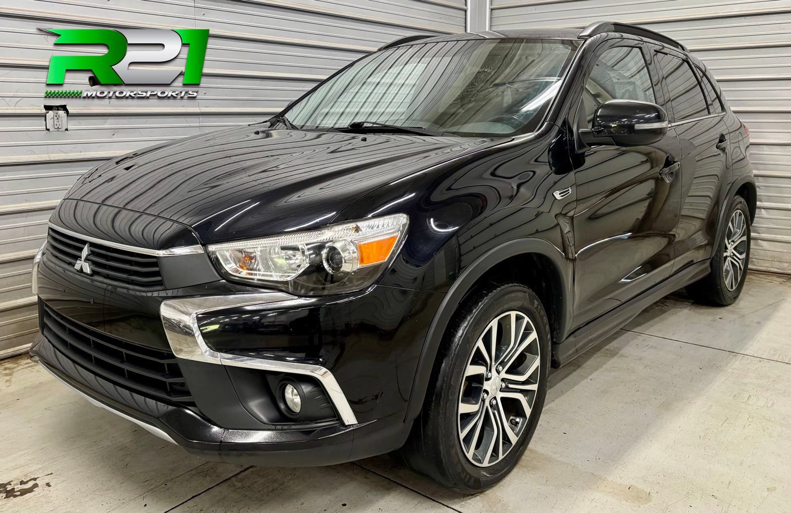Used 2017 Mitsubishi Outlander Sport SEL AWD/4WD image 1