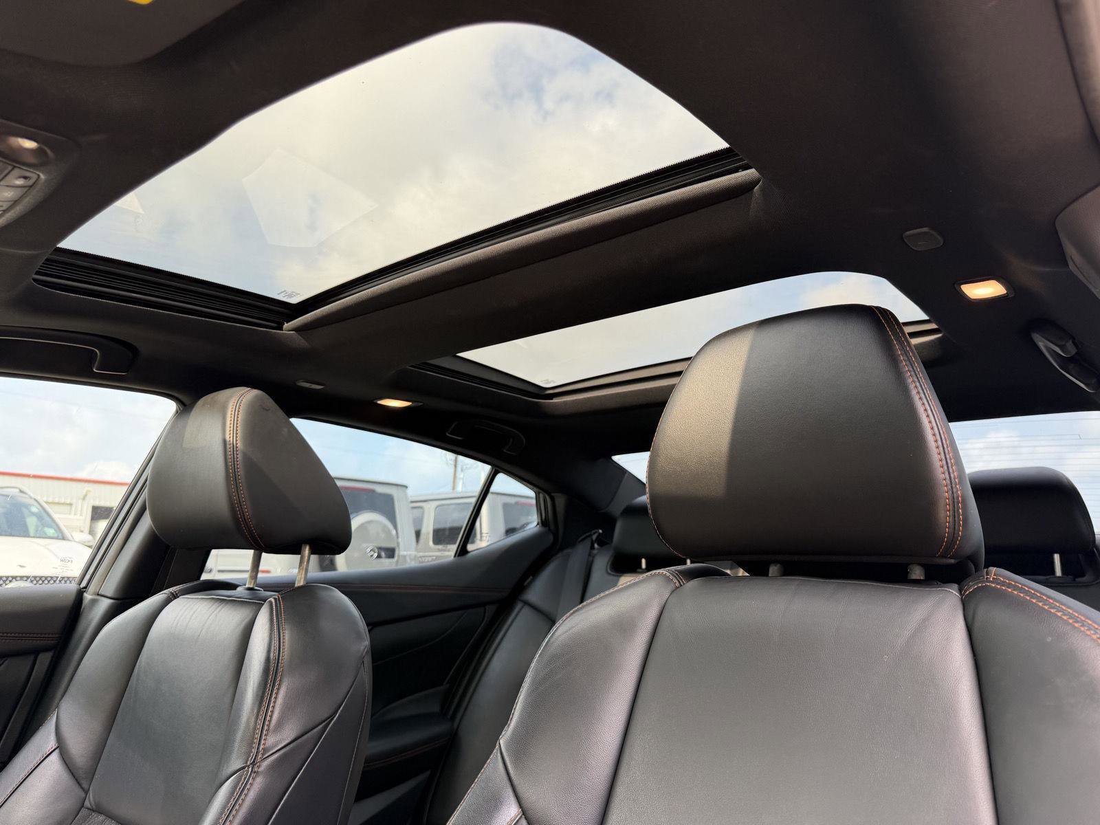 Used 2022 Nissan Maxima SR w/ Sport Mat Group FWD image 15