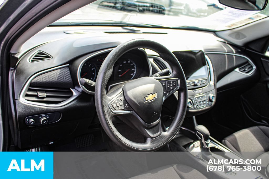 Used 2024 Chevrolet Malibu LT FWD image 30
