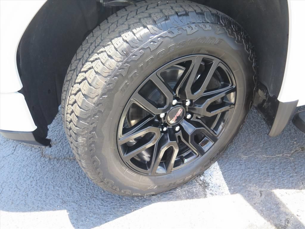 Used 2024 GMC Sierra 1500 Elevation w/ Elevation Premium Package AWD/4WD image 18